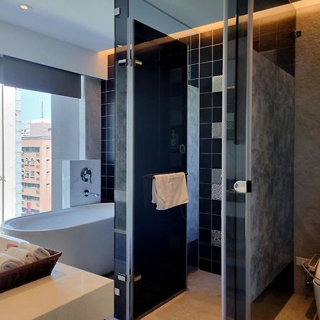 Check Inn Taichung Zhongshan Buitenkant foto