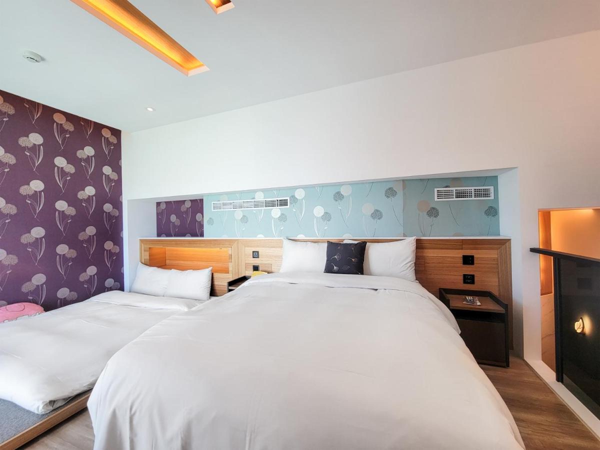 Check Inn Taichung Zhongshan Buitenkant foto