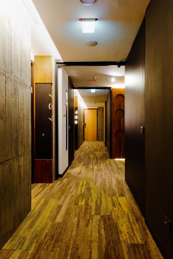 Check Inn Taichung Zhongshan Buitenkant foto
